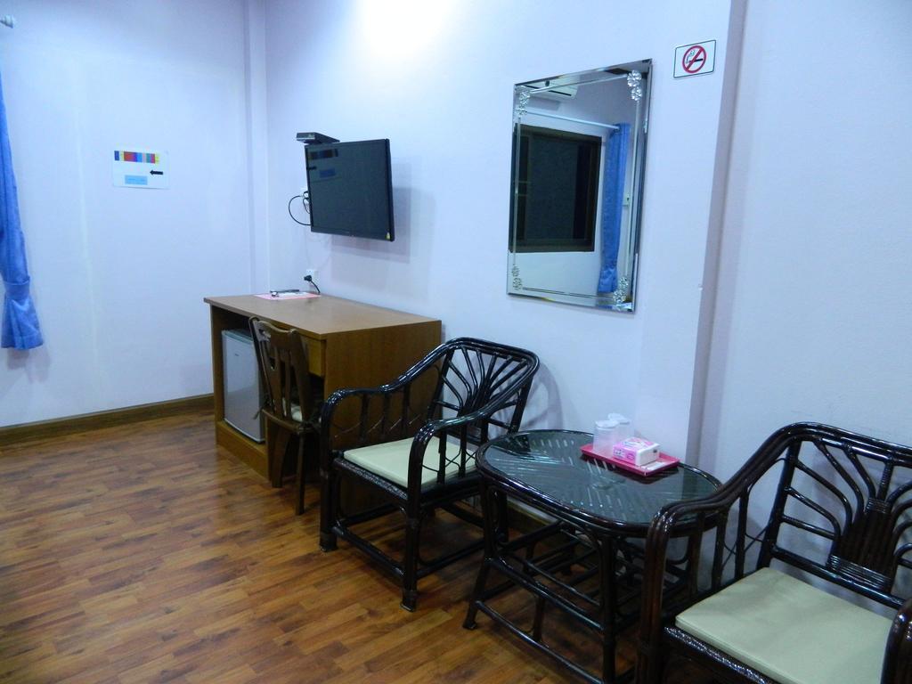 花园广场经济型酒店 碧差汶 外观 照片