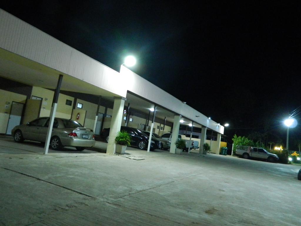 花园广场经济型酒店 碧差汶 外观 照片